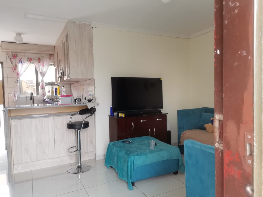 To Let 2 Bedroom Property for Rent in Tlhabane West North West